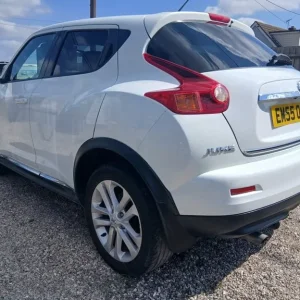 2011 Nissan Juke 1.6 Acenta 5-door hatchback petrol manual - Image 7