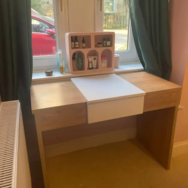 Dressing table