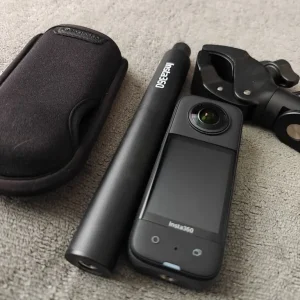 Insta 360 X3 4K action camera with selfie stick and bike mount - Image 2