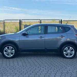 2010 Nissan Qashqai 1.6 Acenta 2WD Manual SUV - Image 8