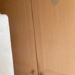 Wardrobe and chest of drawers - Image 2