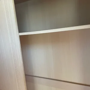 Wardrobe and chest of drawers - Image 3