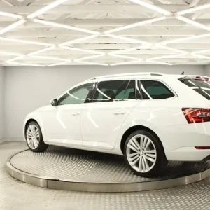 2015 Skoda Superb TDI SE L Estate 2.0 Diesel Automatic - Image 5
