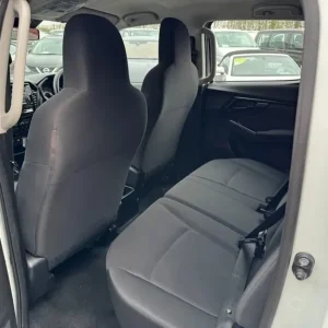 2021 Isuzu D-Max 4x4 Pick Up Truck - Image 8