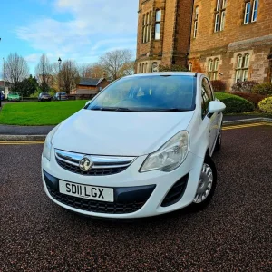 Vauxhall Corsa 1.0L 3-door 2011 - Image 4