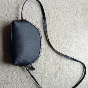 Used handbag - Image 2
