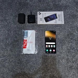 Samsung S22 5G Unlocked Lilac Dual Sim 128GB