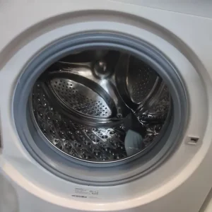 White 10kg Hisense Steam Inverter Washer Dryer - Image 5