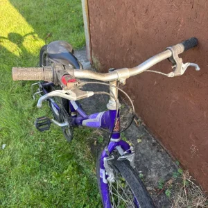 3 kids bikes - Image 4