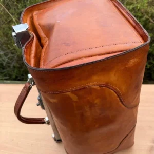 Vintage Brown Leather Gladstone Bag - Image 6