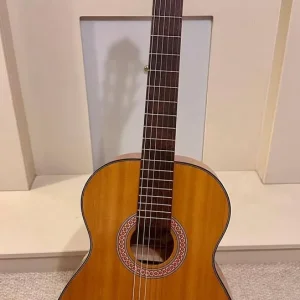 1960s-70s vintage classical nylon guitar – Resonata 730 from East Germany - Image 4