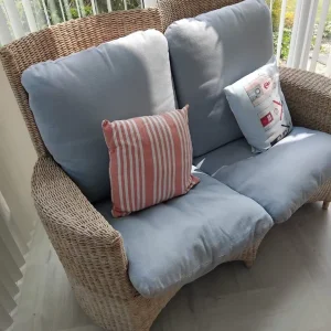 Wicker sofa - Image 2