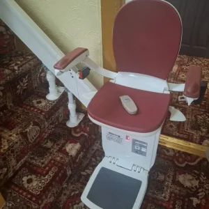 Acorn 180 curved stairlift
