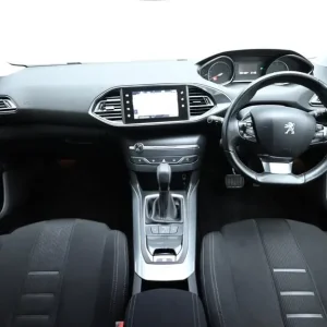 2014 Peugeot 308 2.0 BlueHDi Allure Hatchback - Image 2