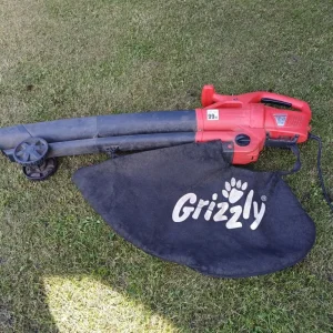 GRIZZLY 2600W GARDEN VAC LEAF BLOWER