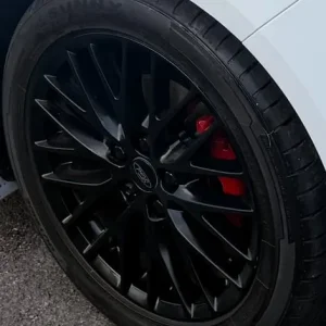 Ford Focus 17-inch alloy wheels