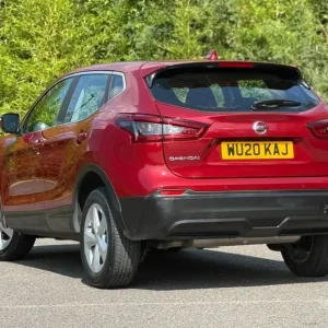 2020 Nissan Qashqai 1.3 DIG-T Acenta Premium 5-door SUV - Image 2