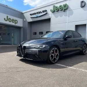 2024 Alfa Romeo Giulia 2.0T Veloce Auto Euro 6 4dr Saloon - Image 6