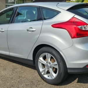 2013 Ford Focus Zetec 1L Petrol - Image 3