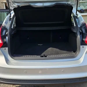 2013 Ford Focus Zetec 1L Petrol - Image 5