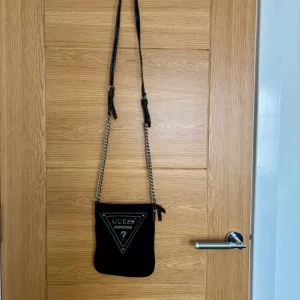 Guess crossbody bag - Image 2