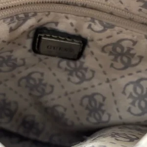 Guess crossbody bag - Image 4