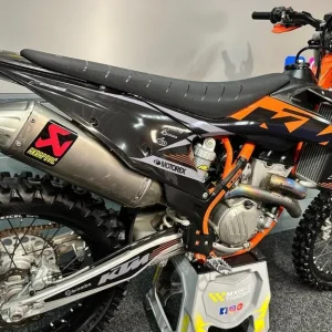 2022 KTM SXF 350 with Akrapovic, new graphics, 65hrs run - Image 5