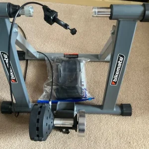Indoor bike trainer stand
