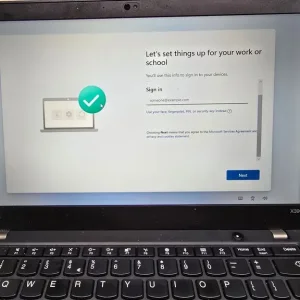 Lenovo ThinkPad X390 with 8GB RAM and 256GB SSD - Image 2
