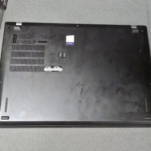Lenovo ThinkPad X390 with 8GB RAM and 256GB SSD - Image 5