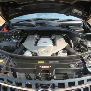 Mercedes ML 63 AMG W164 2010 – 34K Miles, Japan Owner, Obsidian Black - Image 5