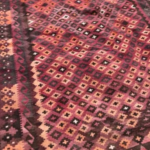 Traditional Kilim Vintage Rug - Image 3
