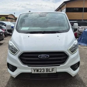 2023 Ford Transit Custom 2.0 EcoBlue 130ps Low Roof Limited Van Diesel Manual - Image 4