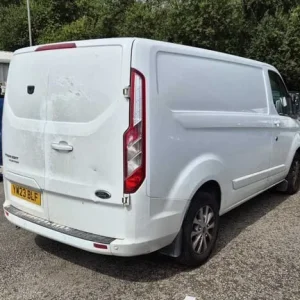 2023 Ford Transit Custom 2.0 EcoBlue 130ps Low Roof Limited Van Diesel Manual - Image 7