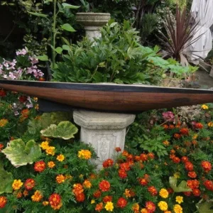 Vintage Pond Yacht 5ft 6ins long for restoration