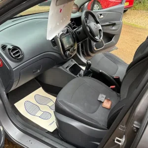 2015 Renault Captur 1.5 dCi 90 Dynamique S Nav 5dr Hatchback Diesel Manual - Image 6
