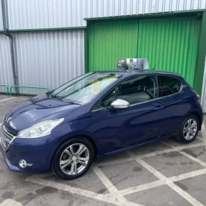 2013 Peugeot 208 1.6 e-HDi Allure 3dr Diesel - Image 3