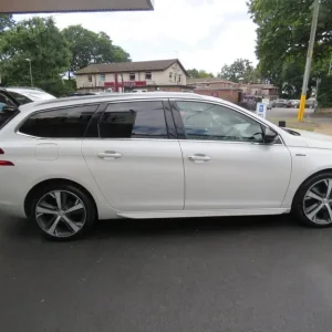 2017 Peugeot 308 SW 2.0 BlueHDi GT Line Estate Diesel Manual - Image 8