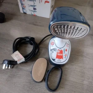 Tefal DR8085 Handheld Garment Steamer - Image 2