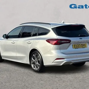 2023 Ford Focus Estate ST-Line 1.0 MHEV 155PS Estate Petrol Manual - Image 5