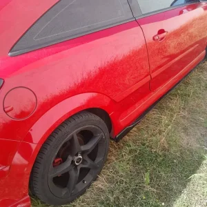 Vauxhall Astra 1.8 SRI 3-door hatchback 2009 - Image 3