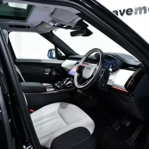 2023 Land Rover Range Rover Sport P400 MHEV Dynamic SE 5dr - Image 8