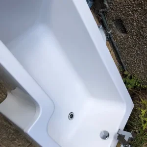 Right angle bath, 1500mm x 800mm, with shower fittings