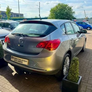 2013 Vauxhall Astra 1.4i VVT 16v Energy 5dr Hatchback Petrol Manual - Image 5