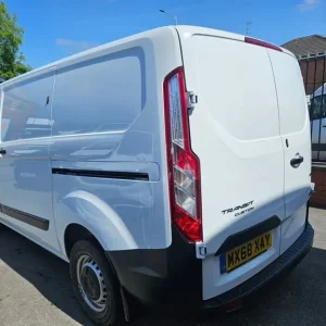2019 Ford Transit Custom Leader 2.0 Diesel Panel Van - Image 5