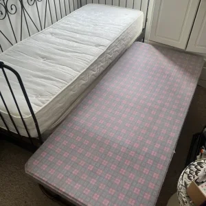 Metal frame trundle bed - Image 3