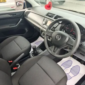 2016 Skoda Fabia 1.0 S Hatchback Manual - Image 4