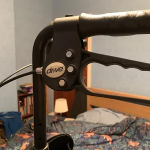 Tripod walker with 3 wheels and attached bag - Image 4