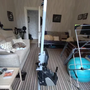 JLL R200 Rowing Machine - Image 3