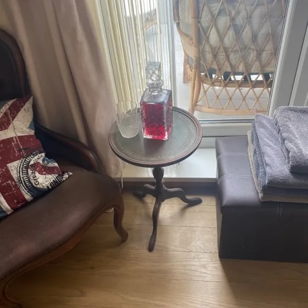 Decanter and table